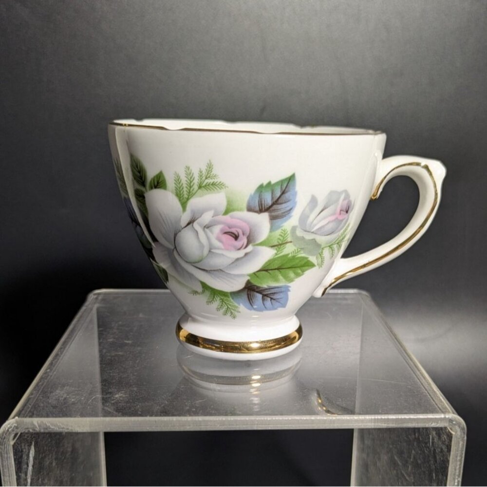 Royal Sutherland Bone China Tea Cup Floral England Gold Trim Vintage Rose